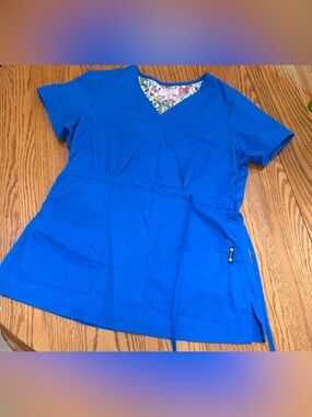koi Bright Royal Blue V-Neck Medical Scrub Top